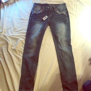 Grace in LA skinny jeans